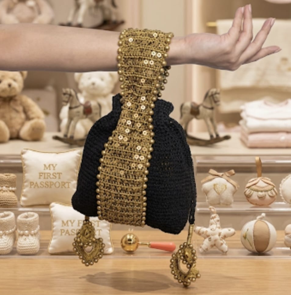 PARTY WEAR PURSE PAUCH POTLY