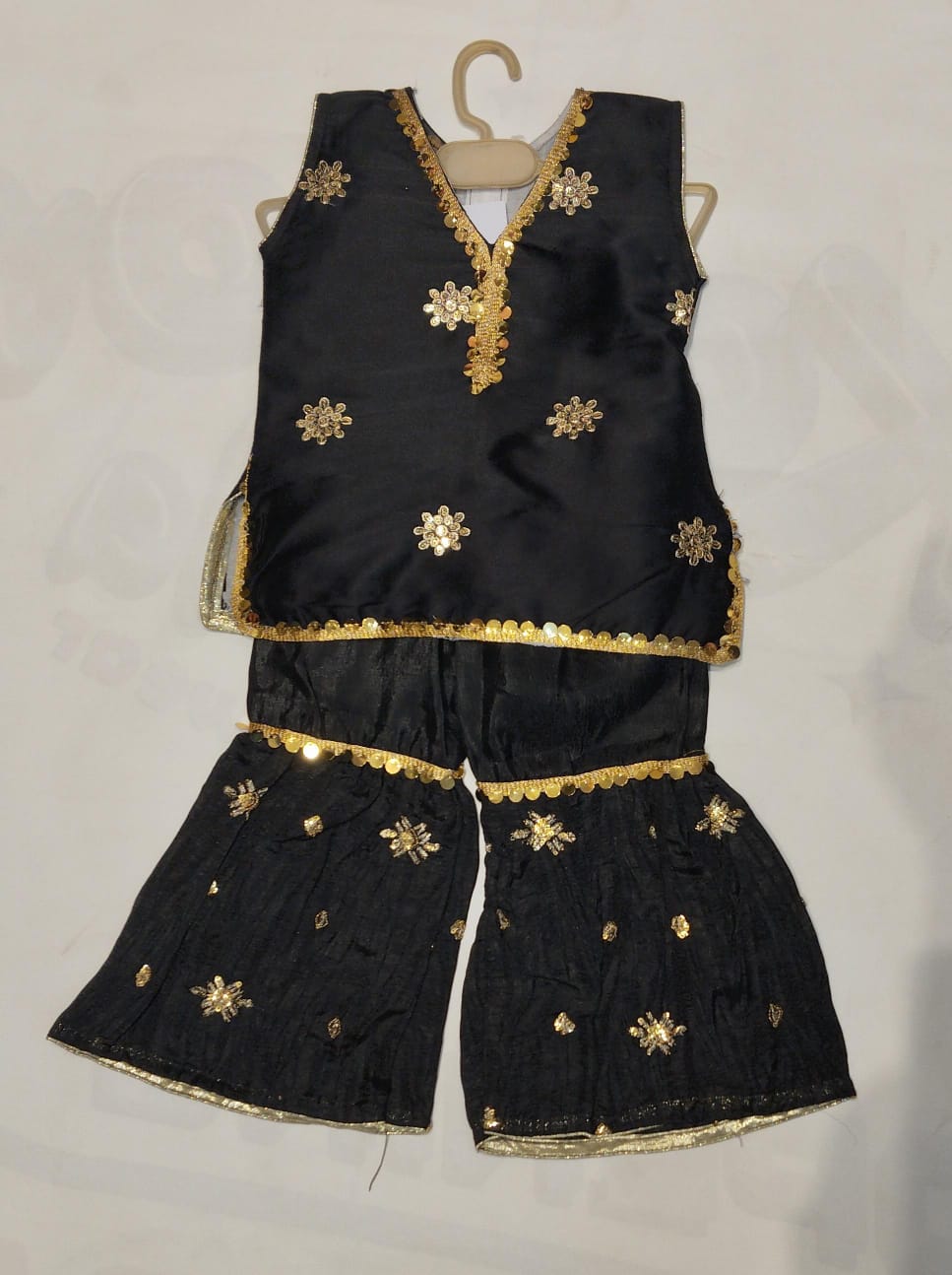 Top floral with shararah set girls